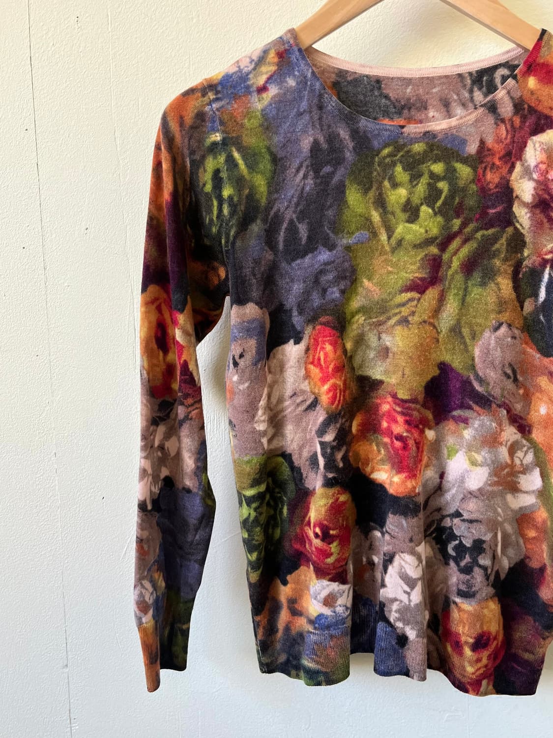 Gess 캐시미어 로즈 스웨터 상품이미지2