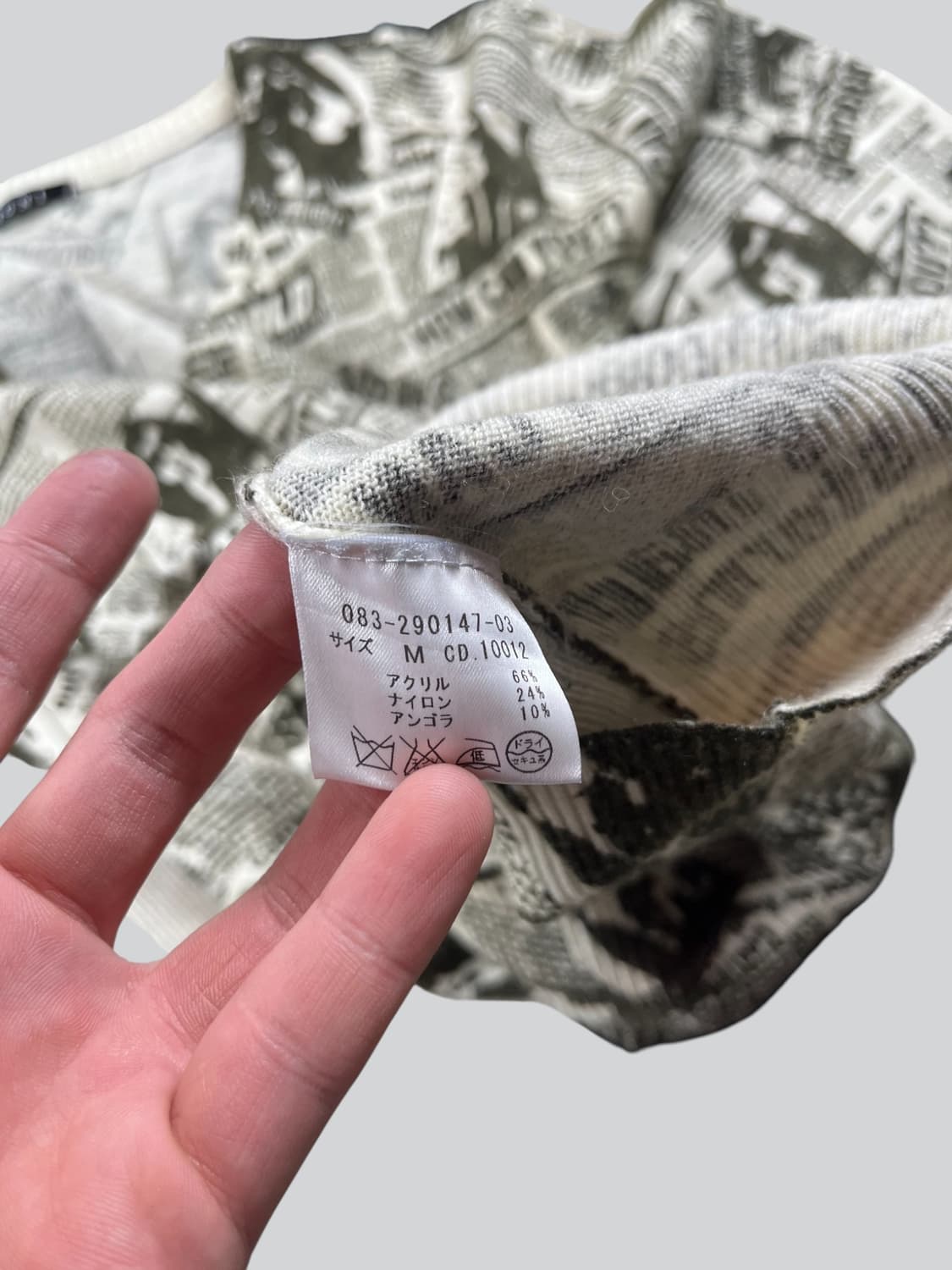 Vintage 프린팅 브이넥 니트  상품이미지5