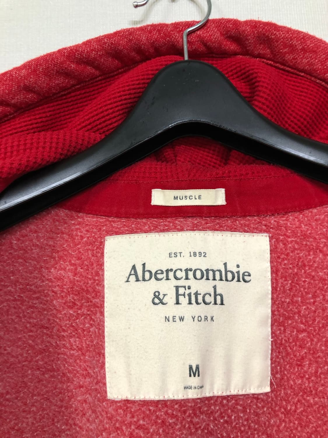 아베크롬비 남녀공용 인디언 자수 레드 후드집업 M 상품이미지9