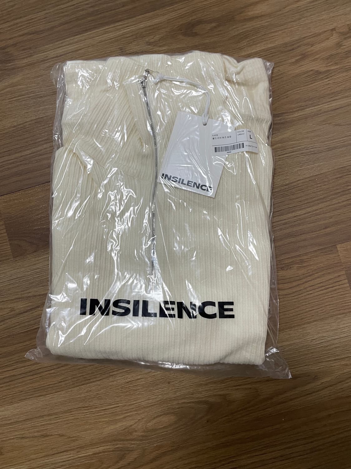 인사일런스 하프 집업 니트 L 상품이미지1
