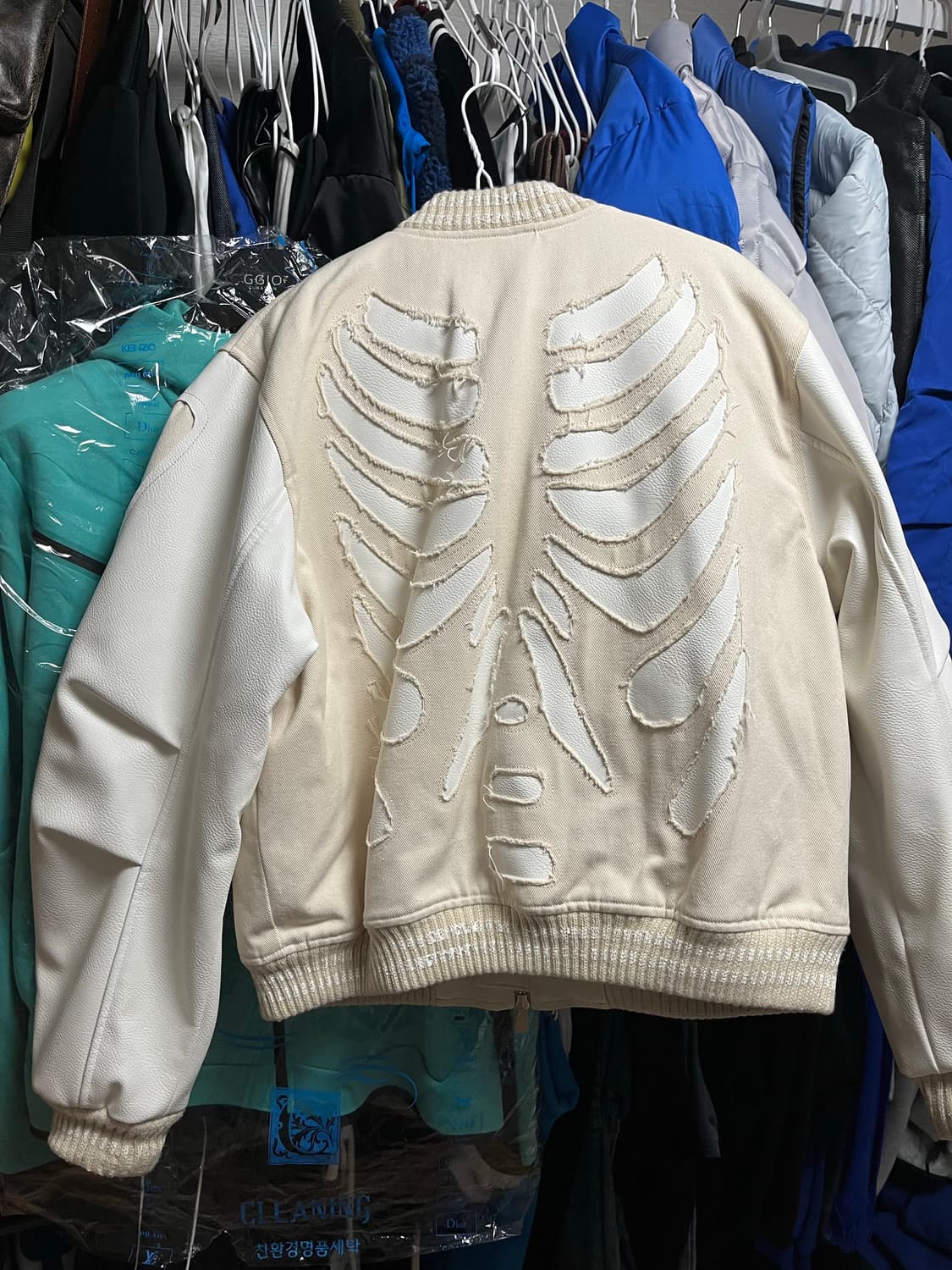 써저리 바시티 L 유일매물 판매 상품이미지2