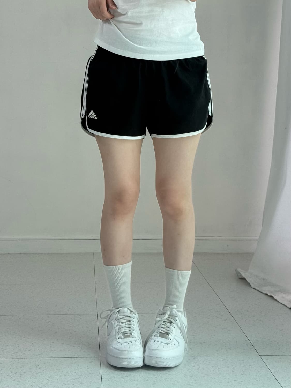 아디다스 블랙 숏팬츠 상품이미지1