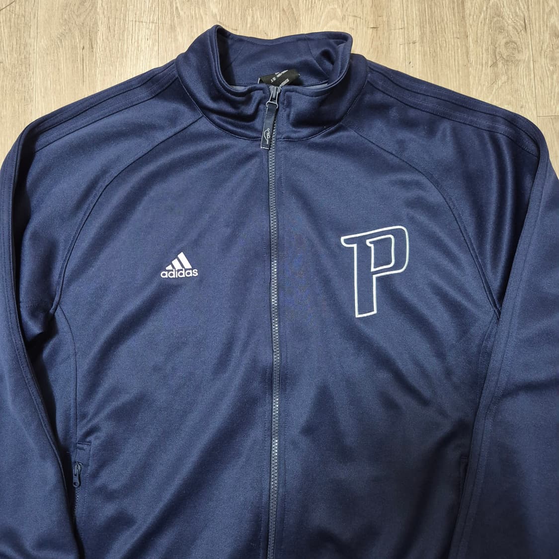 아디다스 올드스쿨 PISTONS 빅로고 트랙탑 져지 XL(105) 상품이미지2