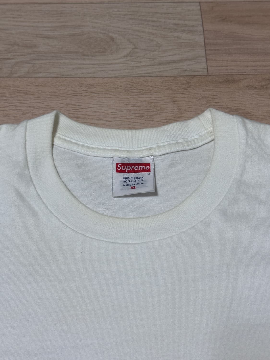 [L]슈프림 고담 반팔 티셔츠 화이트 상품이미지5
