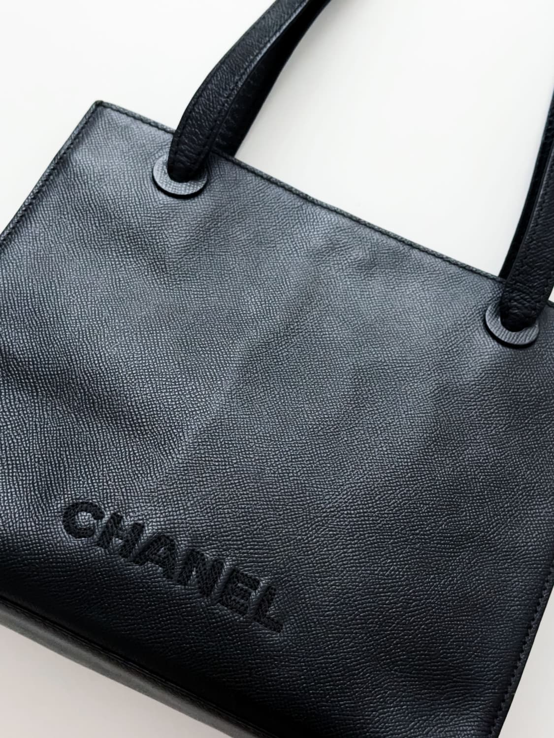 샤넬 캐비어 스퀘어 숄더백 상품이미지2