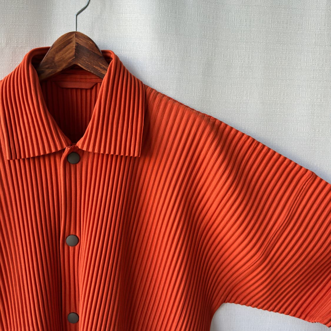 이세이 미야케 옴므 플리세 오버사이즈 플리츠 코치 자켓 오렌지 2사이즈 상품이미지2