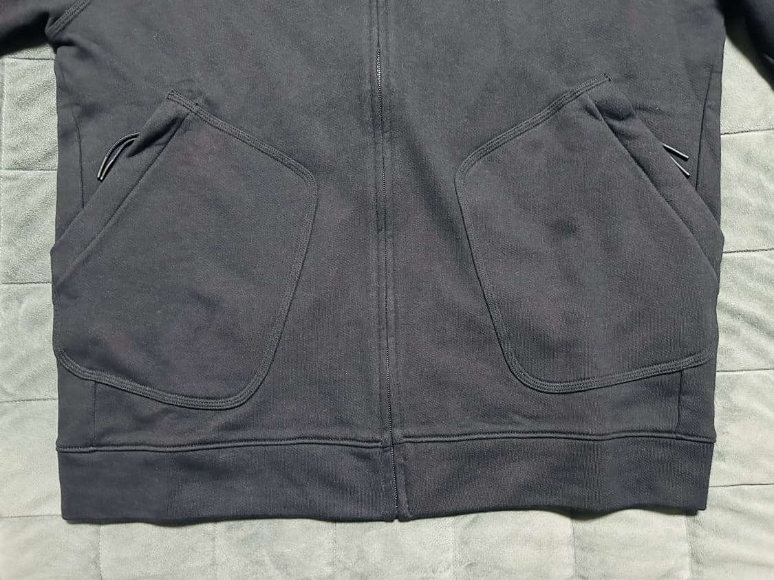 [L] CP컴퍼니 디아고날 렌즈 쉘 코튼 후드 집업 블랙 상품이미지6