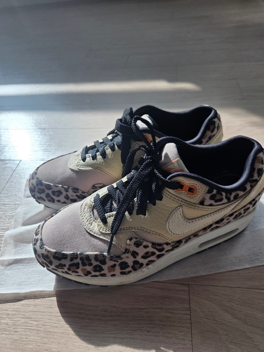 나이키 에어맥스 235 호피 레오파드  상품이미지1
