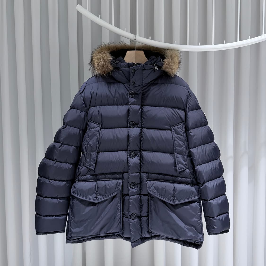 (A+/7) / 몽클레어 클루니 쇼트 다운 패딩 자켓 네이비 상품이미지1