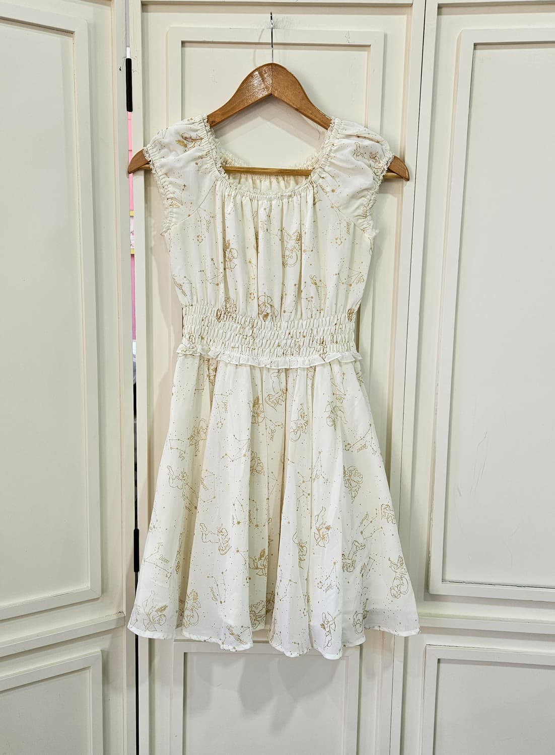 시크릿 허니(Secret Honey) 별자리 천사 프린트 원피스 상품이미지1