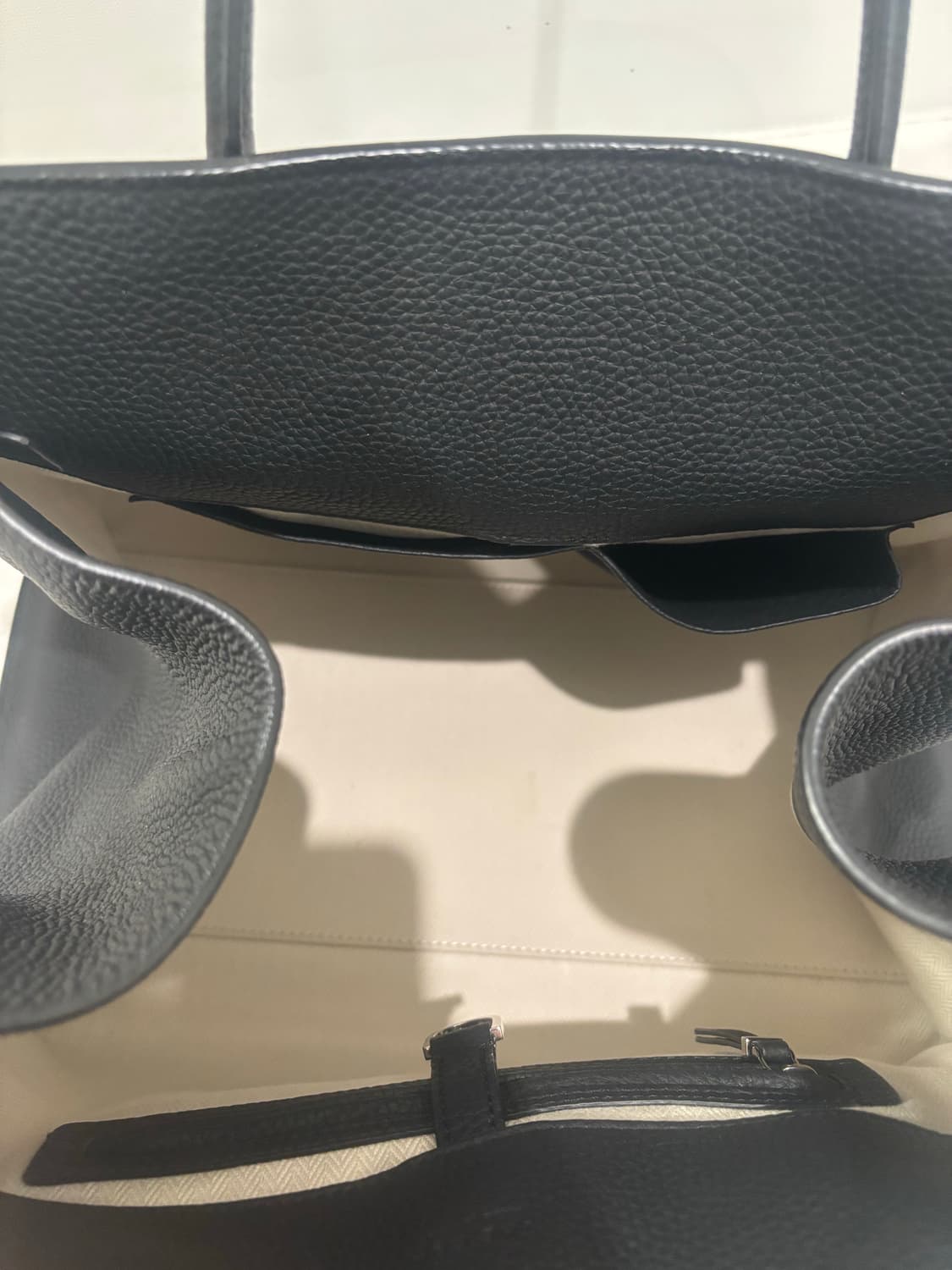 The row 더로우 마고백15 마고15 블랙은장 상품이미지4