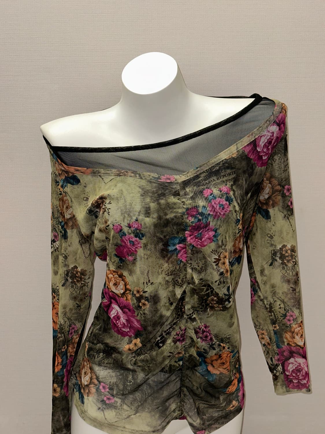 카키 플로럴 셔링 레이어드 빈티지 롱슬리브 상품이미지3