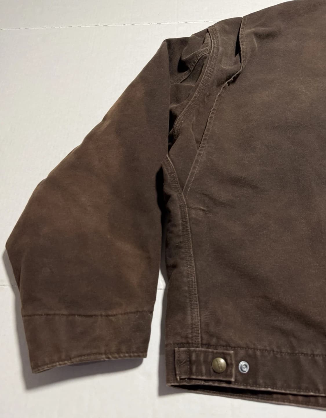 칼하트 J97 디트로이트 마운틴 로럴 커스텀 자켓 다크브라운 상품이미지8