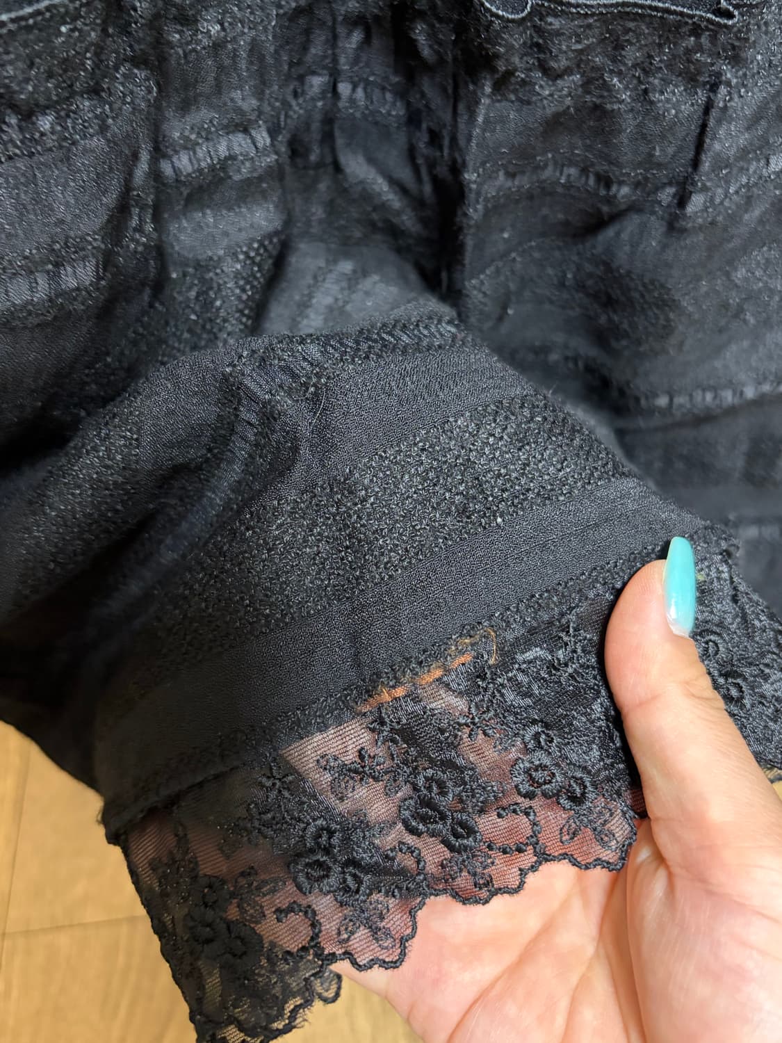 모리걸 블랙 레이스 밴딩 캉캉 롱스커트 상품이미지5
