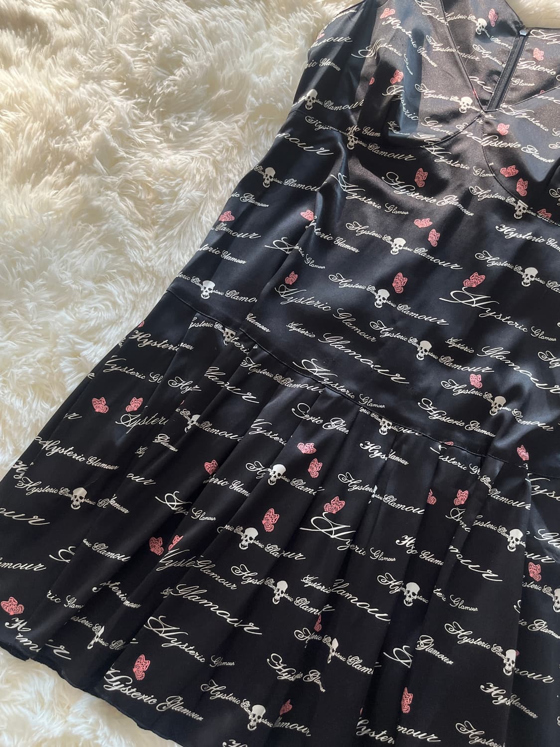 히스테릭 글래머 아카이브 스컬 X 버터플라이 올오버 프린트 플리츠 원피스 상품이미지3