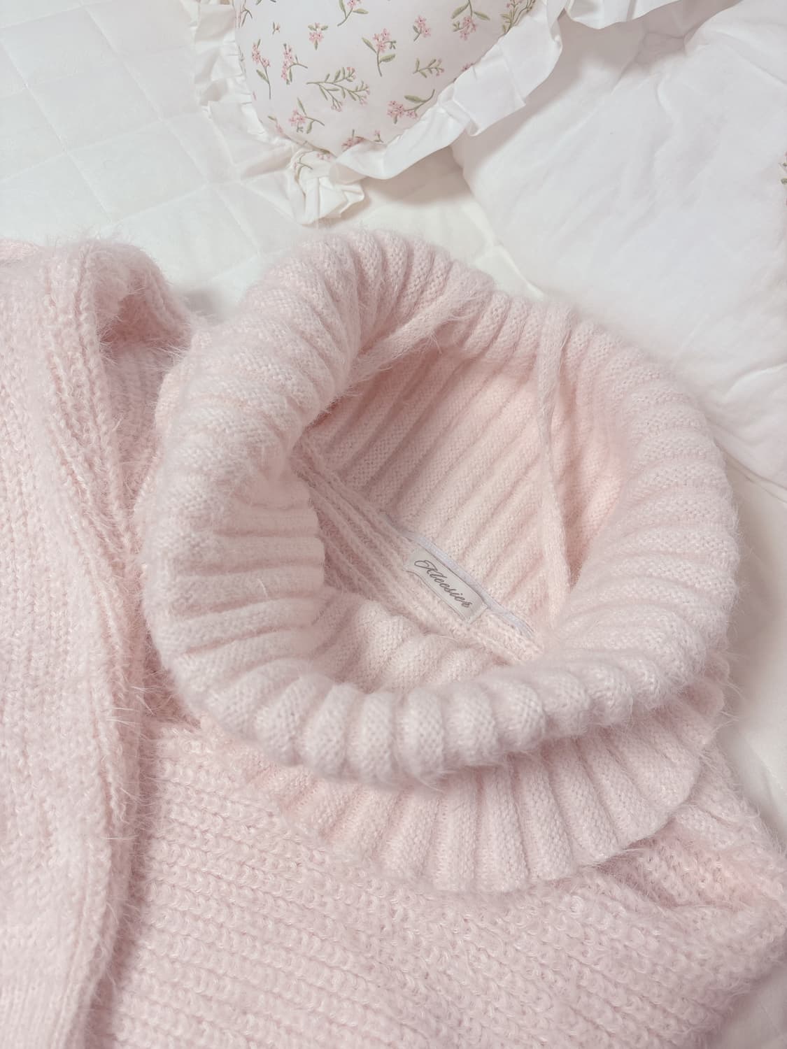 Palette off-shoulder ribbon knit, pink 상품이미지3