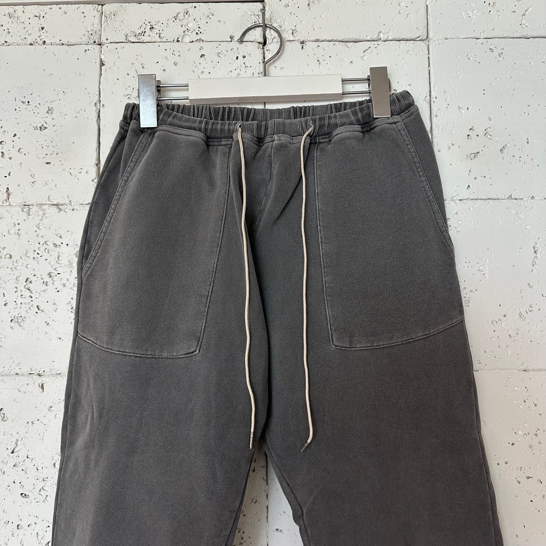 우먼S 오버 쇼츠 데미지드 조거팬츠 상품이미지2