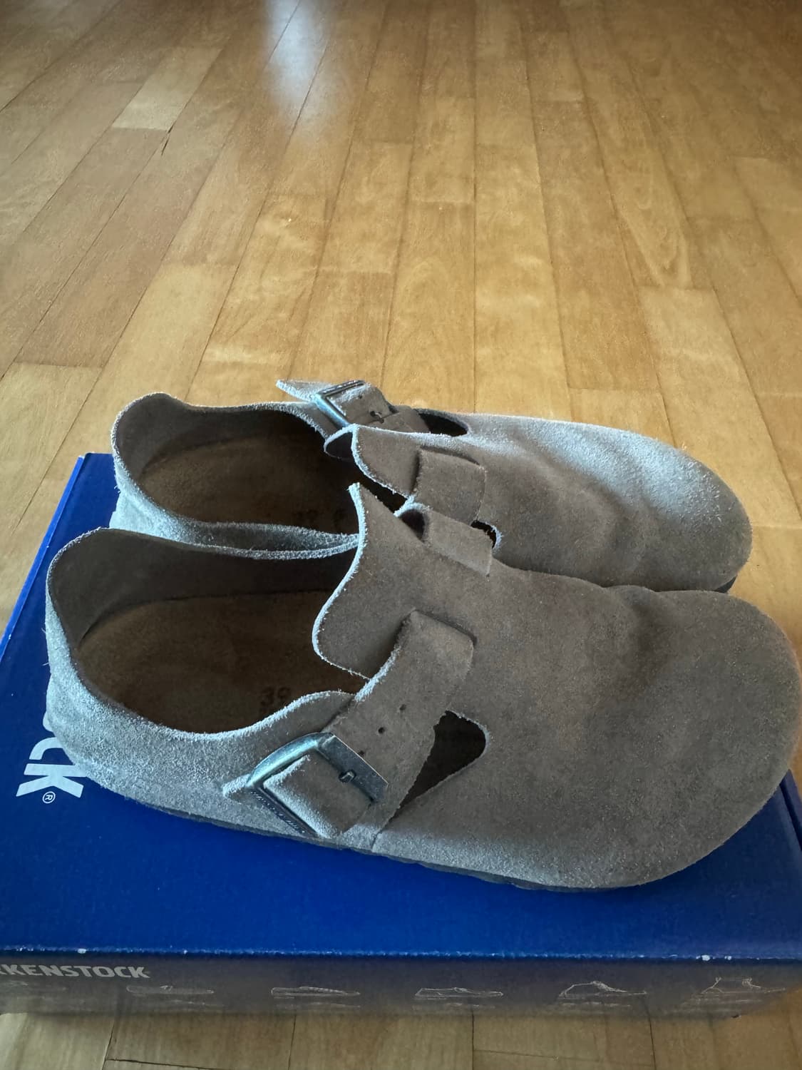 버켄스탁 런던 250 사이즈 판매합니다! 상품이미지3