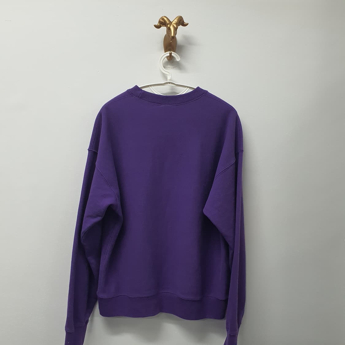 아웃스탠딩 스웻셔츠 상품이미지2