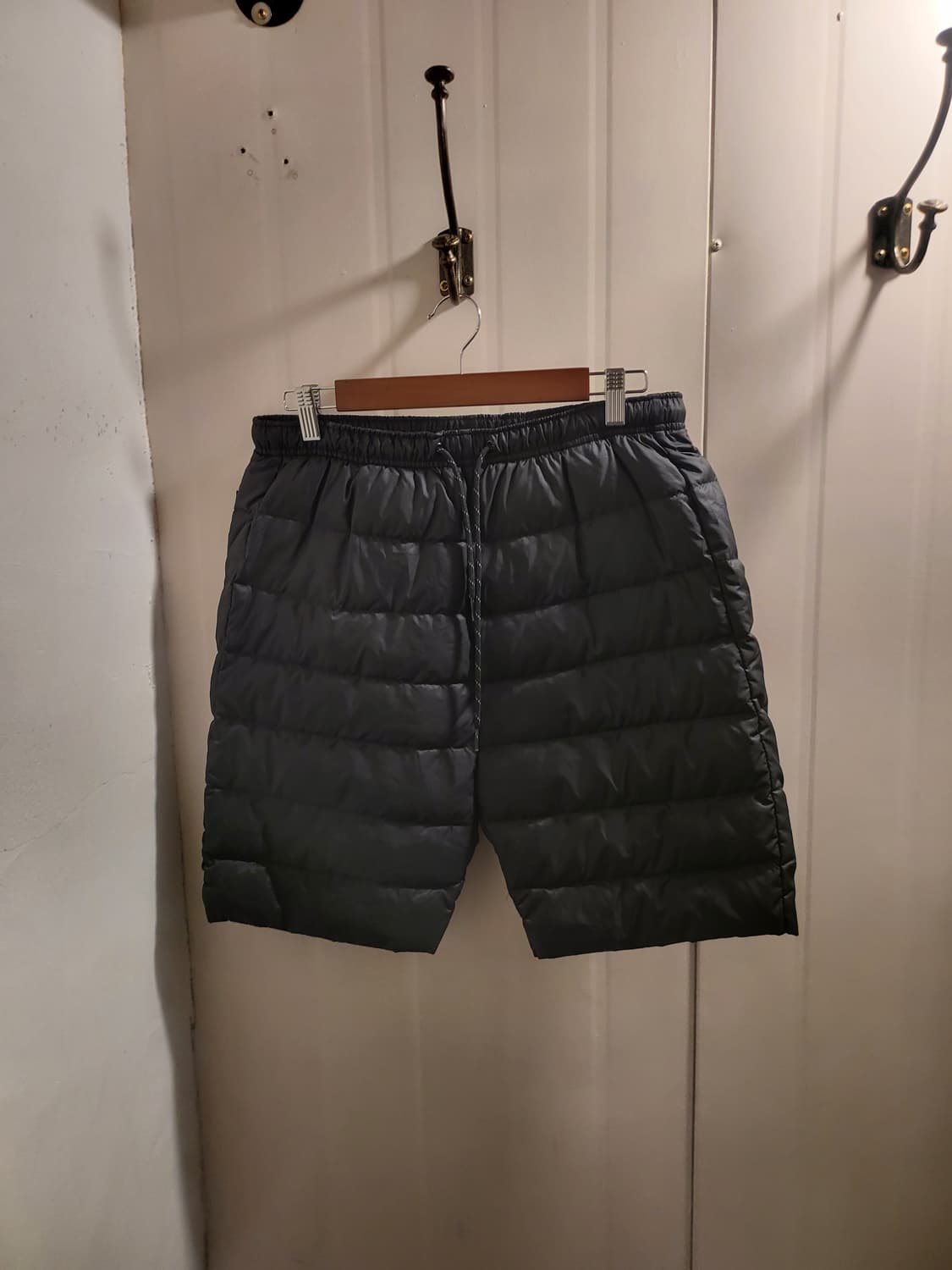 [100]아디다스 패딩 반바지 상품이미지1