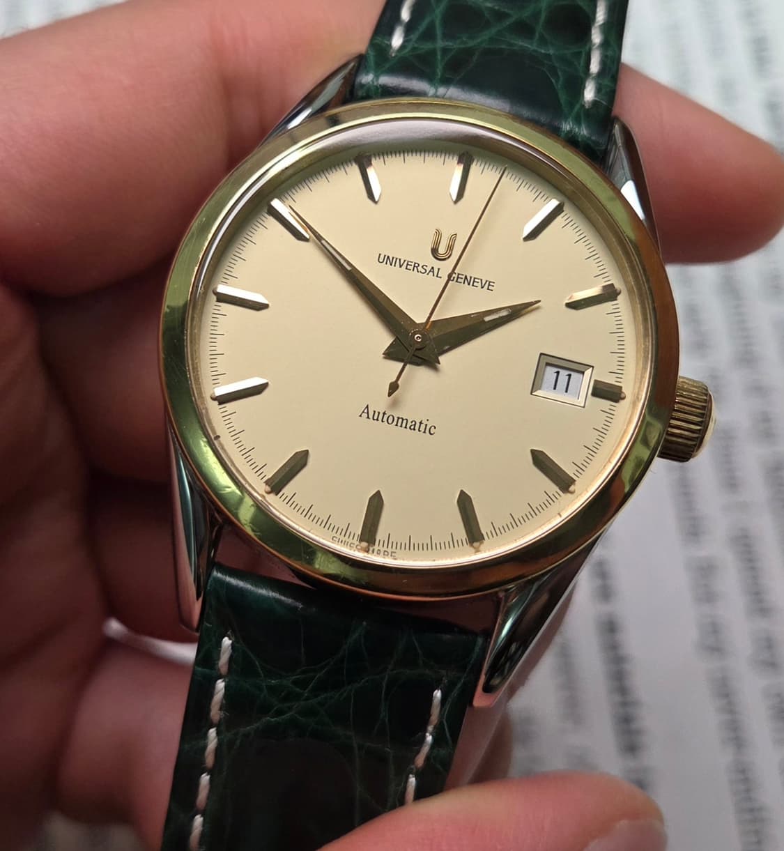 레어] 유니버셜 제네브 18K베젤 콤비 칼침핸즈 시스루백 오토매틱
 상품이미지4
