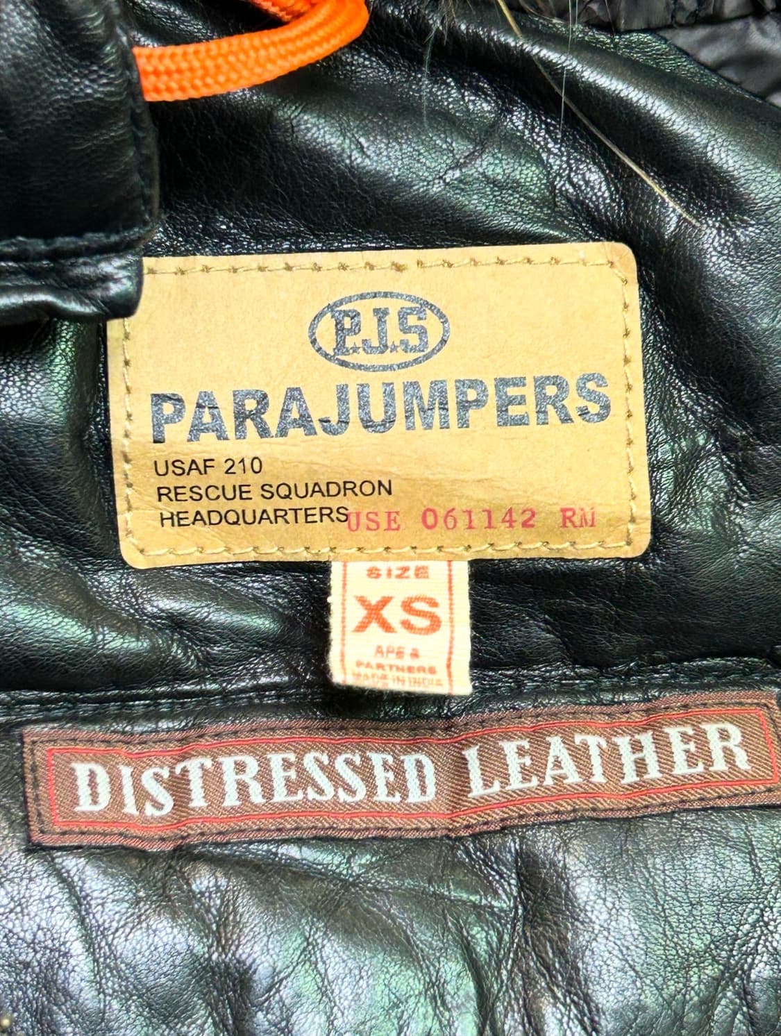 파라점퍼스 양가죽 블랙 롱 패딩 상품이미지6