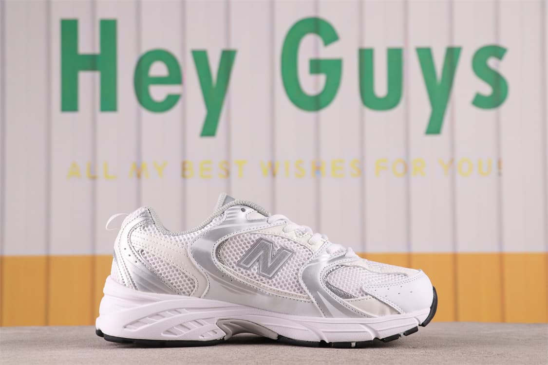 뉴발란스 530 Nb 운동화 커플룩 상품이미지2