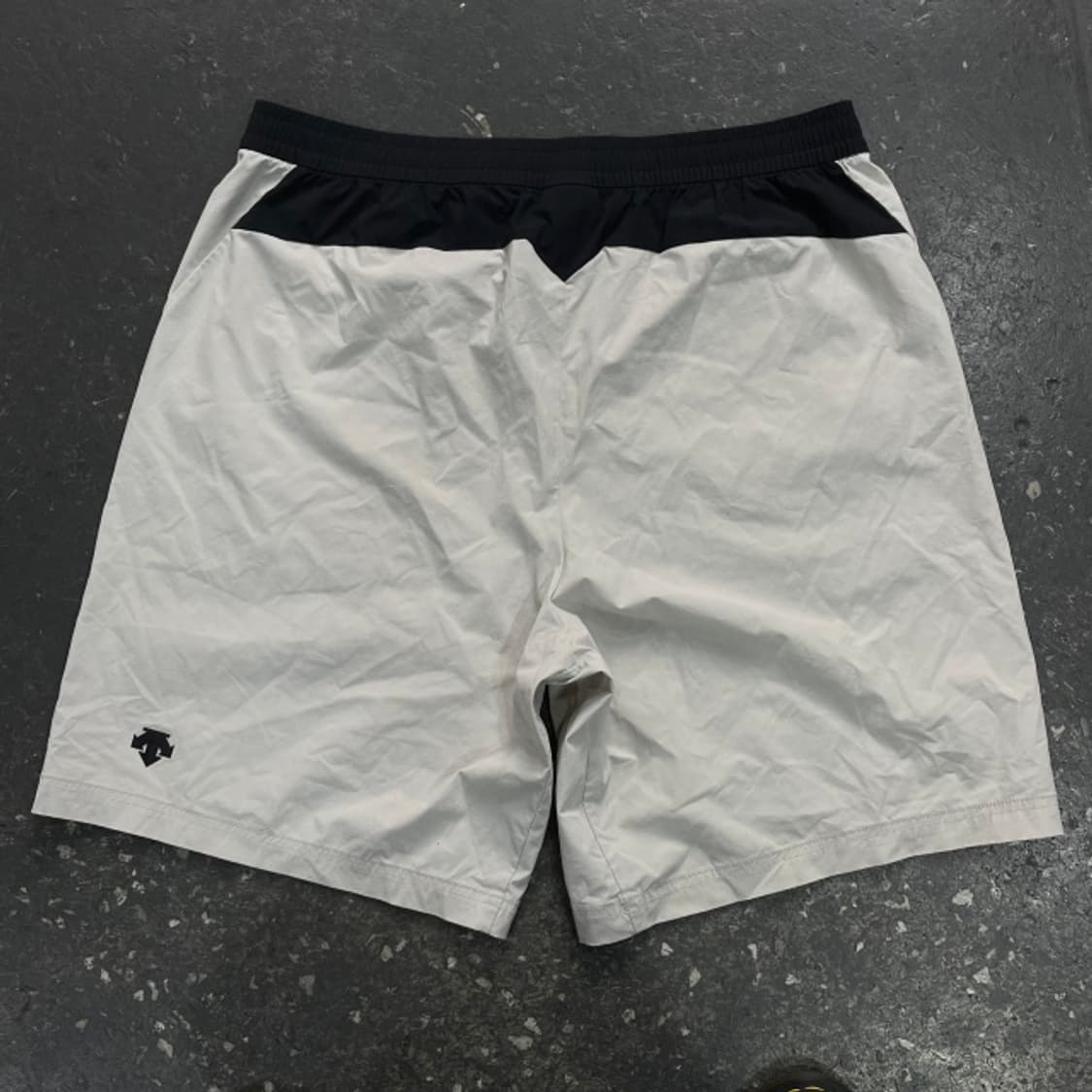 105 데상트 반바지  상품이미지6