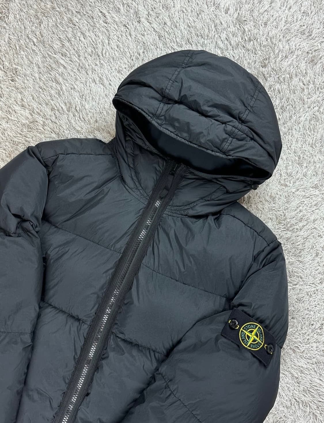 21FW 스톤아일랜드 크링클랩스 패딩 XL  상품이미지1