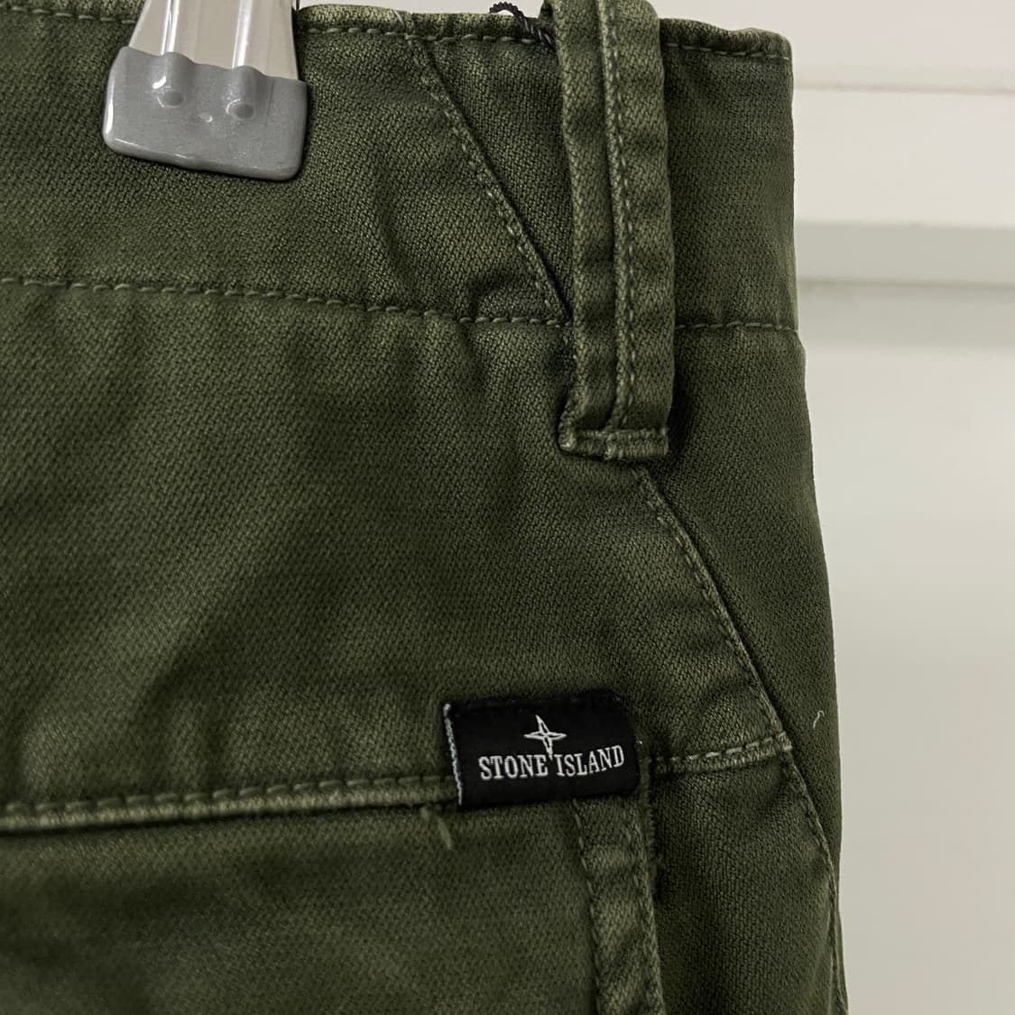 스톤아일랜드 카키 카고 팬츠 31 상품이미지6