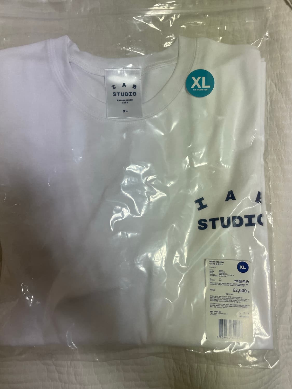 아이앱 25fw 롱슬리브 XL 상품이미지1