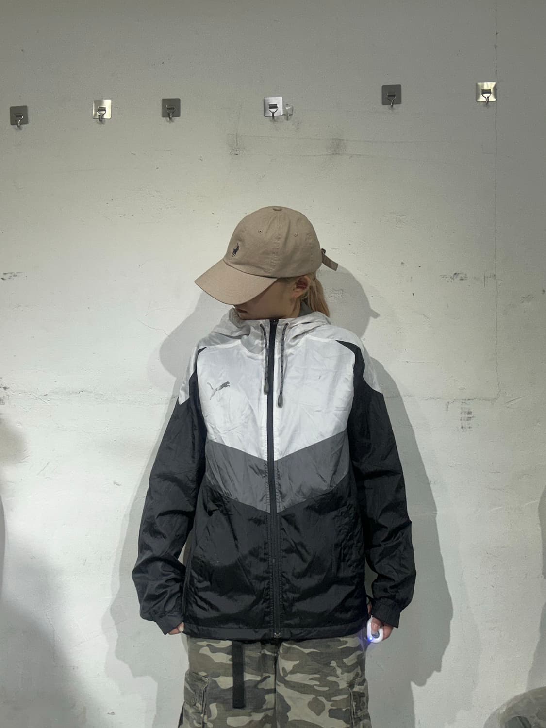 푸마 블랙 윈드러너 런닝 바람막이 자켓 M 상품이미지2