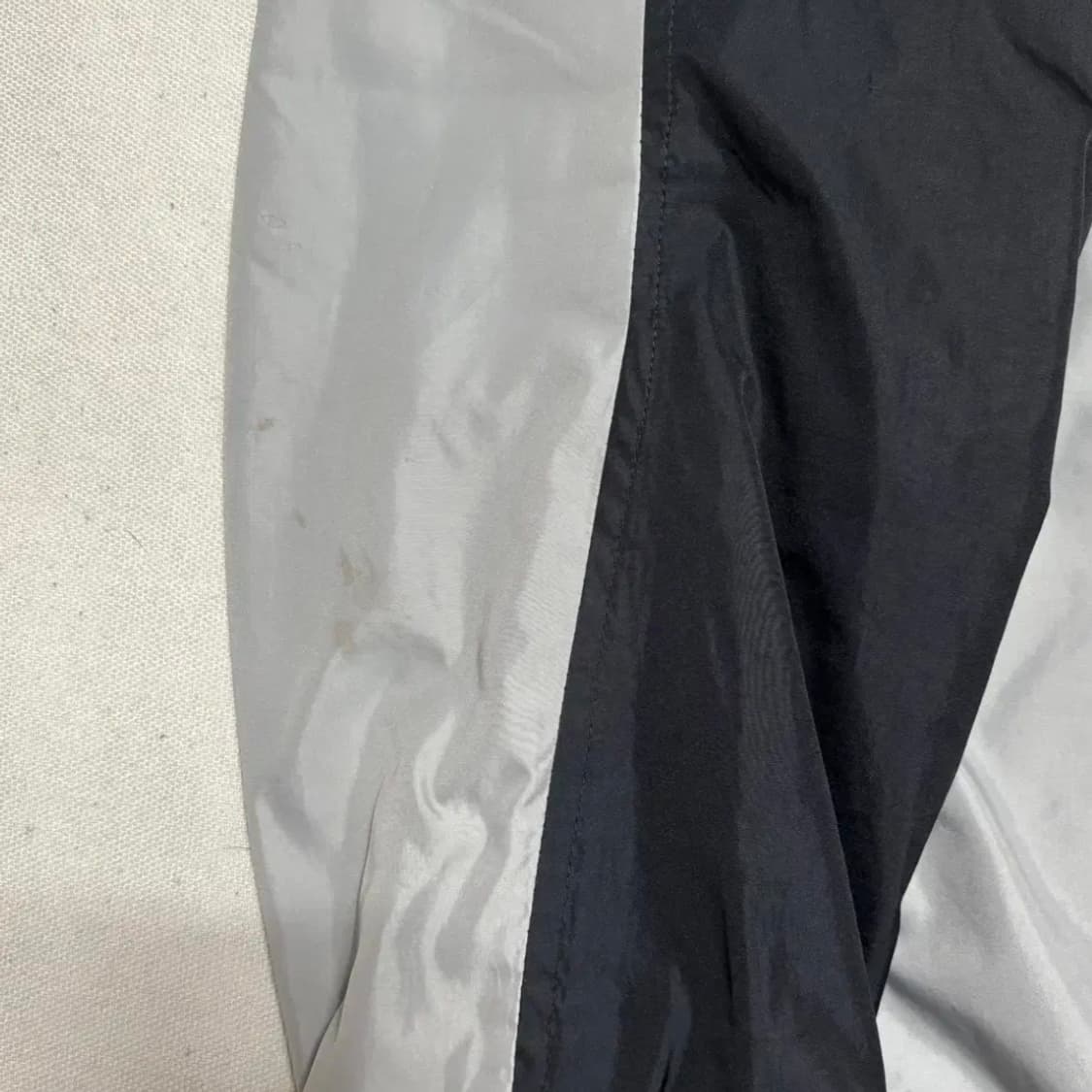 나이키 맨체스터 유나이티드 02-04 시즌 그레이 바람막이 상품이미지7