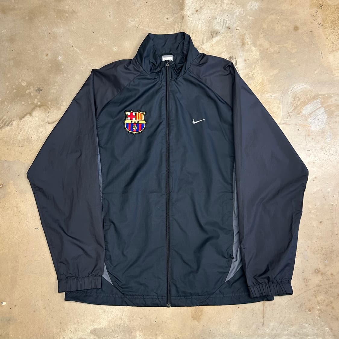 L 나이키 바르셀로나 FC 블랙 바람막이 상품이미지2