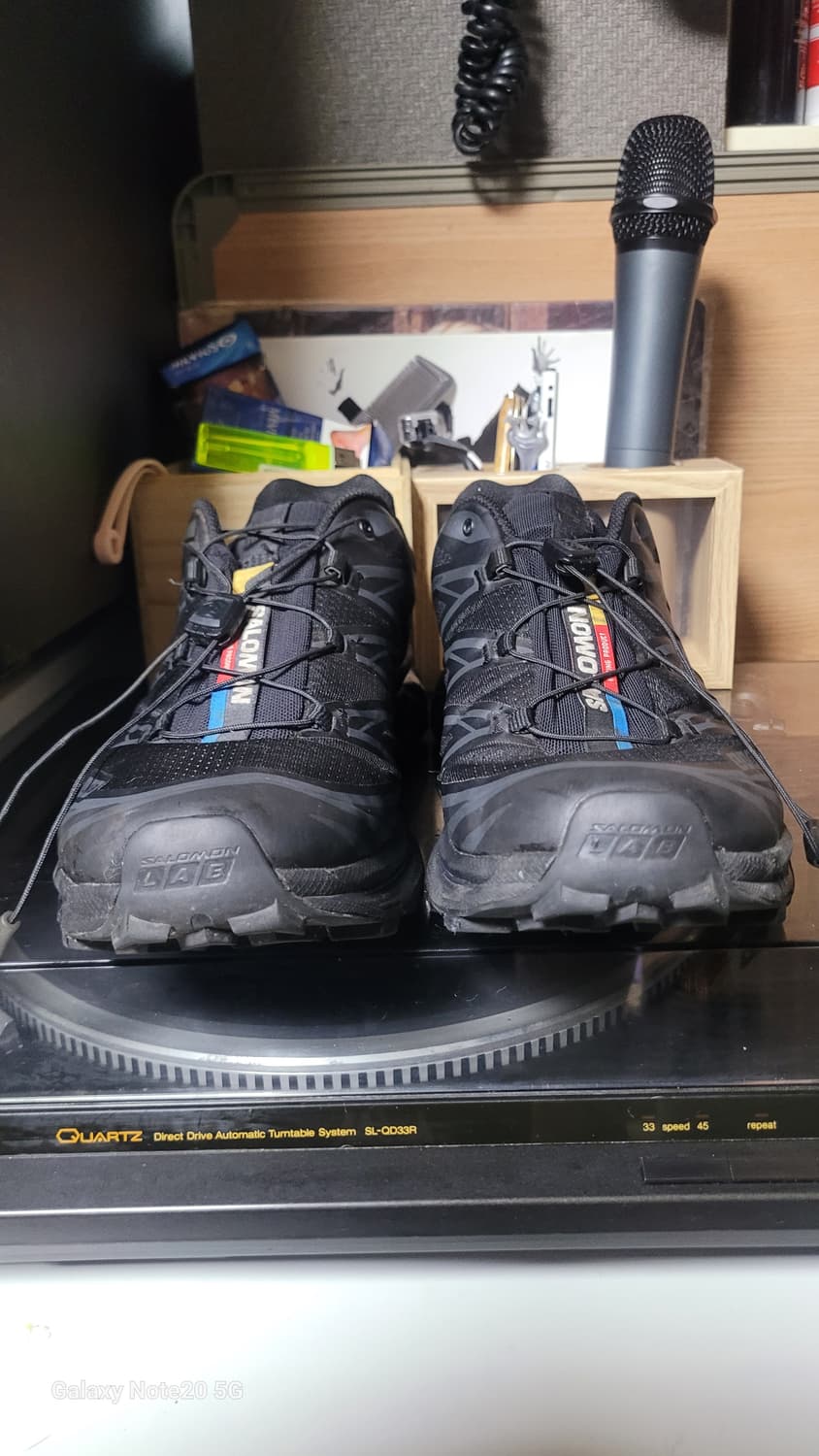 살로몬 스니커즈 상품이미지3