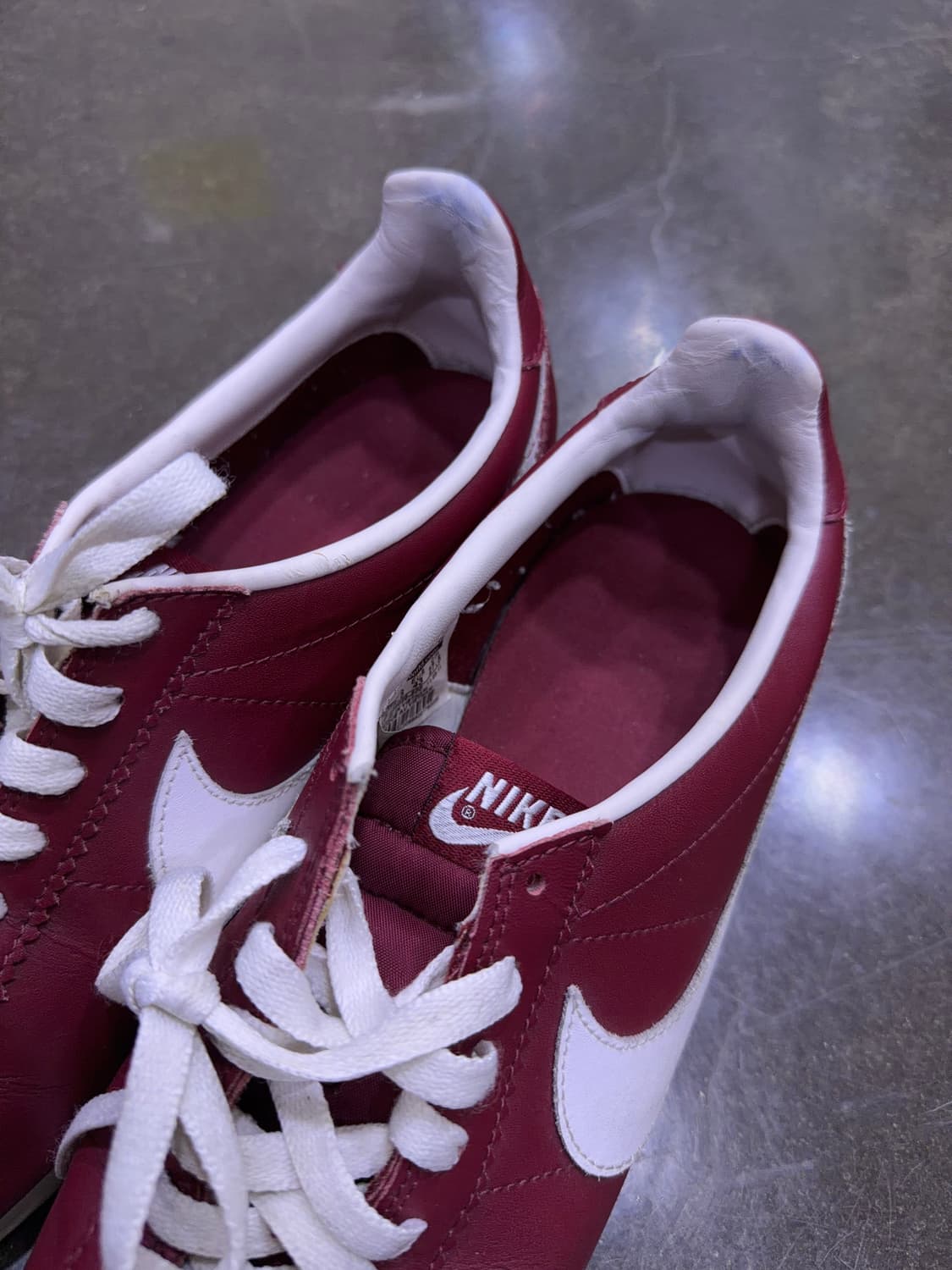 나이키 클래식 코르테즈 가죽 레더 버건디 화이트 스니커즈 275 상품이미지5
