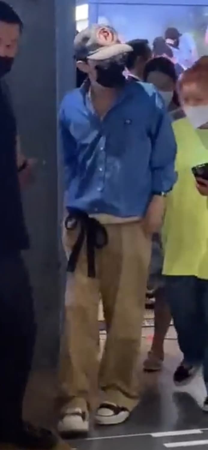 미우미우 스트레이트 치노 팬츠  상품이미지2