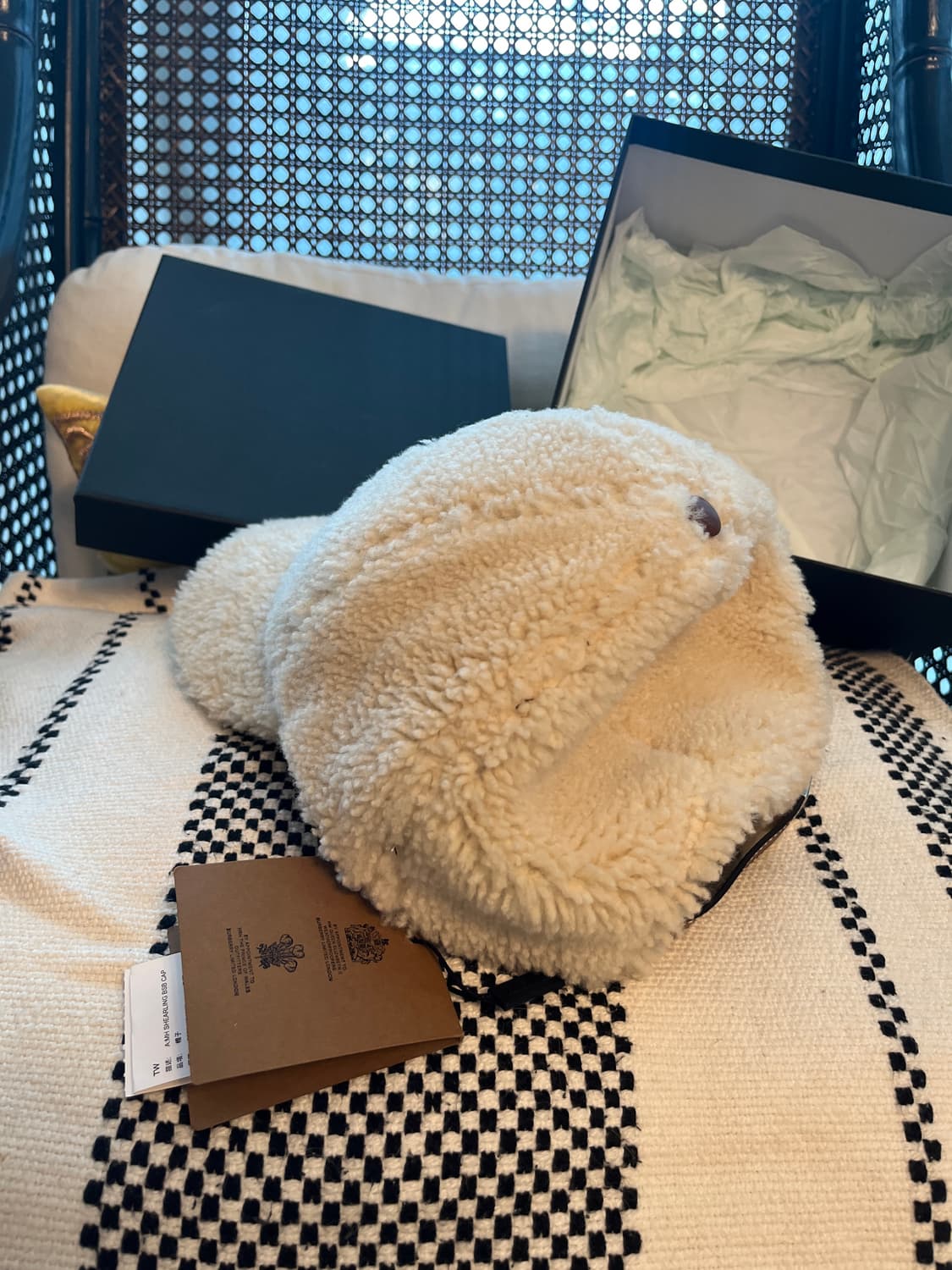 버버리 양털 모자 상품이미지4