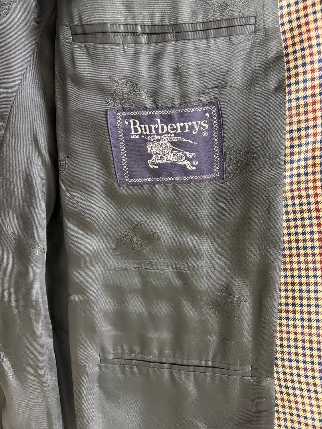버버리 자켓 상품이미지3
