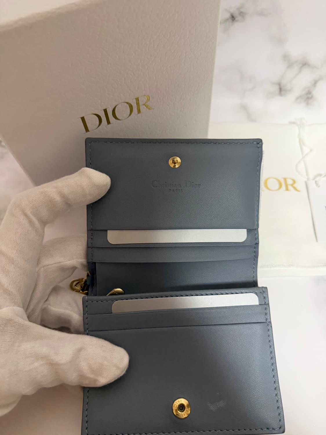 디올 레이디 까나쥬 페이던트 반지갑 상품이미지3