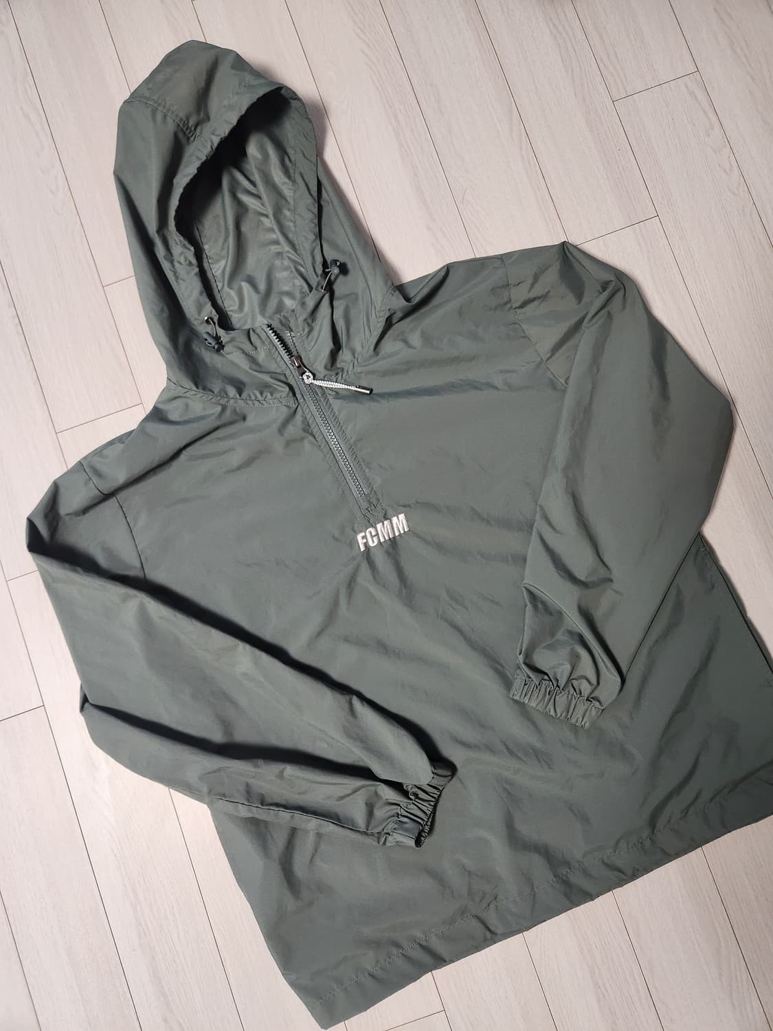 새상품급)[NEW 25 F/W] FCMM클럽 팀 하프집 후디 윈드브레이커 상품이미지2