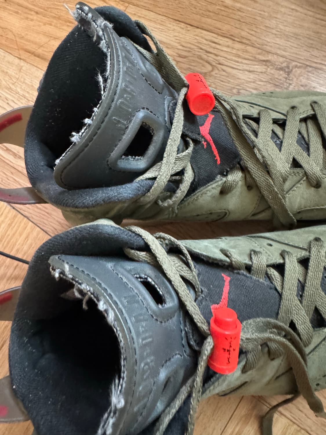 (최저가❗️) 나이키 조던6 x 트래비스스캇 올리브 260 상품이미지7