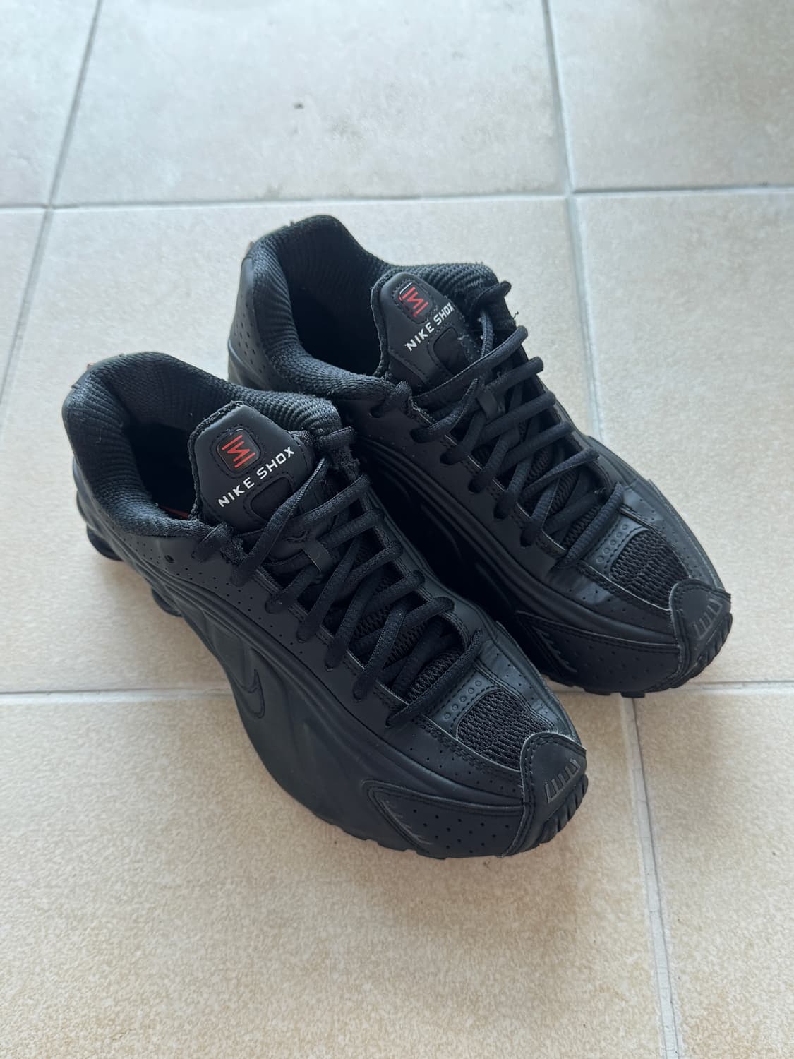 나이키 샥스 R4 블랙  235 (shox r4) 상품이미지2