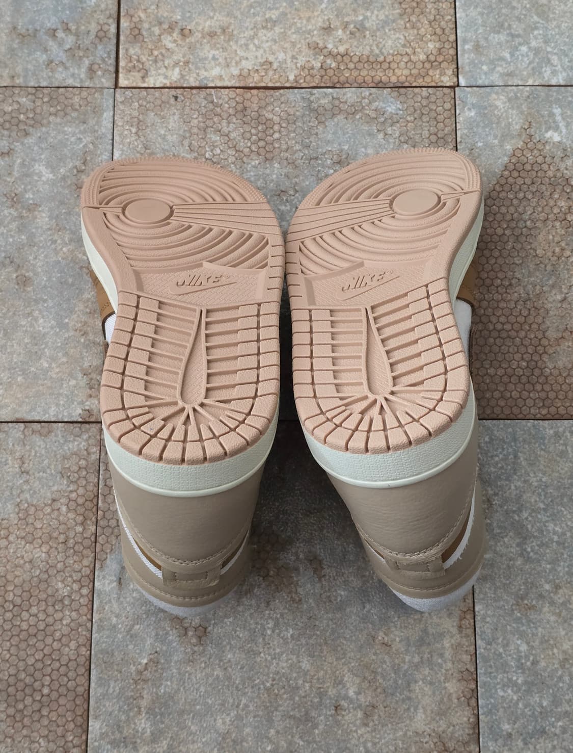 (230)나이키 에어 조던 1 하이 메소드 오브 메이크 브라운 상품이미지8