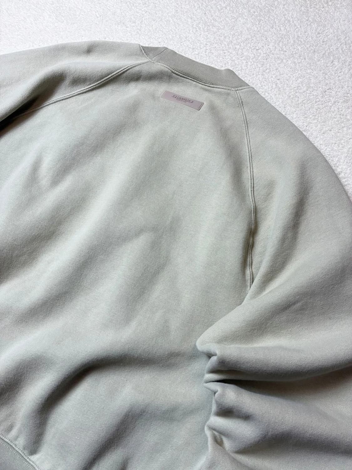 에센셜 피어오브갓 로고 시그니처 오버 맨투맨 PN6389 상품이미지6