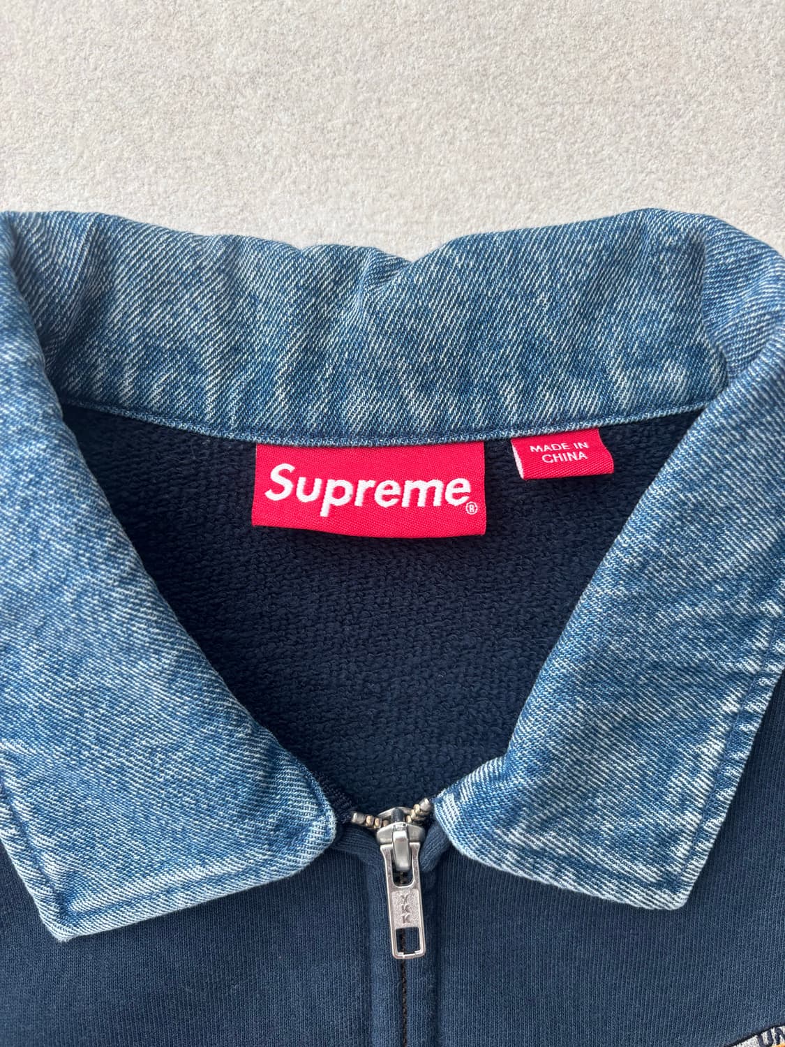 [M] 슈프림 데님 칼라 하프 집 스웨트셔츠 네이비 - 23SS 상품이미지3
