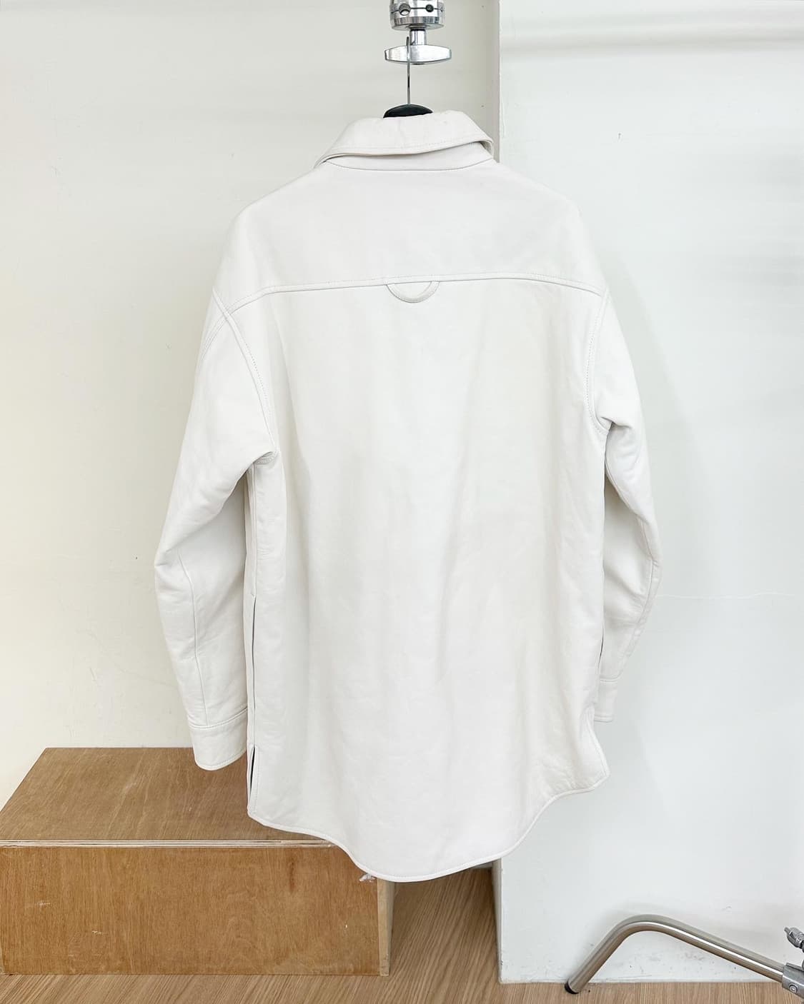 메종마르지엘라 x h&m 화이트 레더 포켓 점퍼  상품이미지6