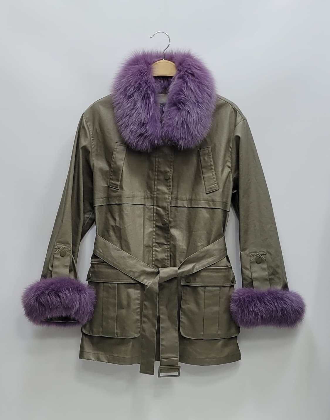 (새상품급) 안나수이 20FW 폭스퍼 벨티드 자켓 / 여 55 카키
 상품이미지1