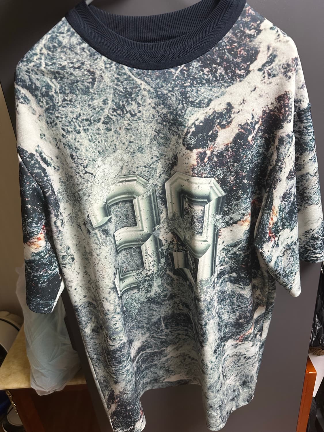 준지 그래픽 오버사이즈 티셔츠 46 상품이미지1