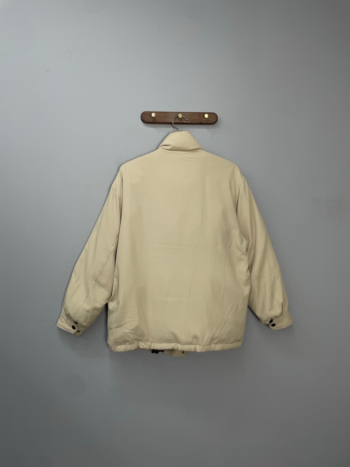 입생로랑 베이지 푸퍼 패딩 H1265 상품이미지4